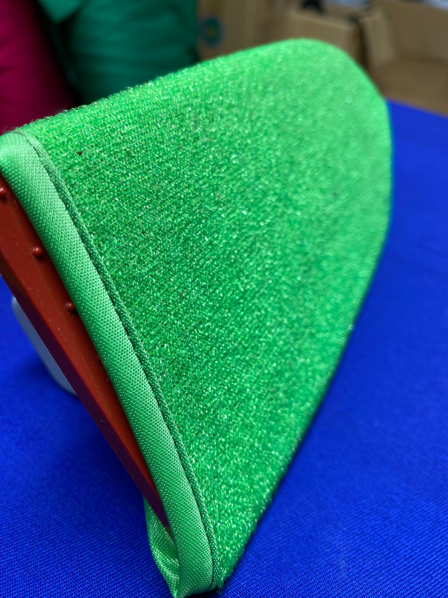 Brosse fer à repasser pour table de billard